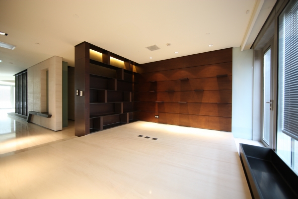KUNLUN TOWERS - APPARTAMENTO H